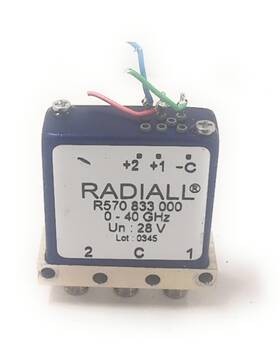Radiall R570833000 Spdt Ramses Sma Dc-40ghz Rf Microwave Switch Latching 28vdc